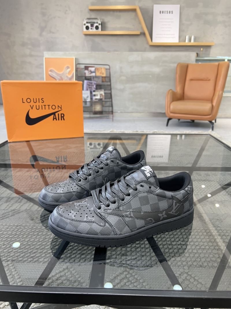 Louis Vuitton Sneakers